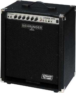 Behringer_BX600_Ultrabass_Combo